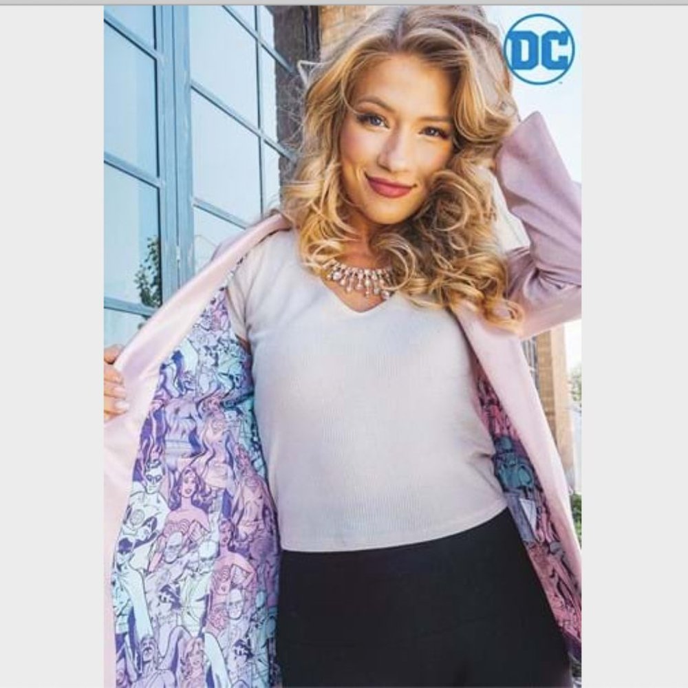 NWT DC Comics Print Boyfriend Blazer - 18